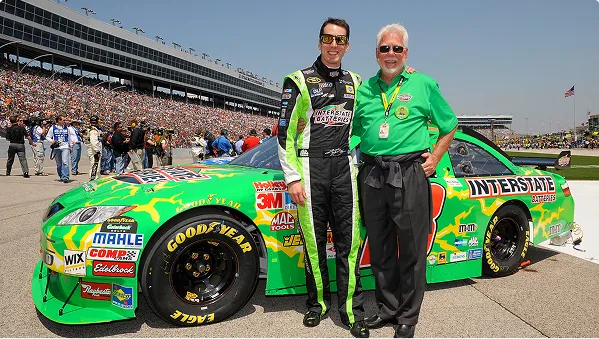Kyle Busch joins Joe Gibbs Racing
